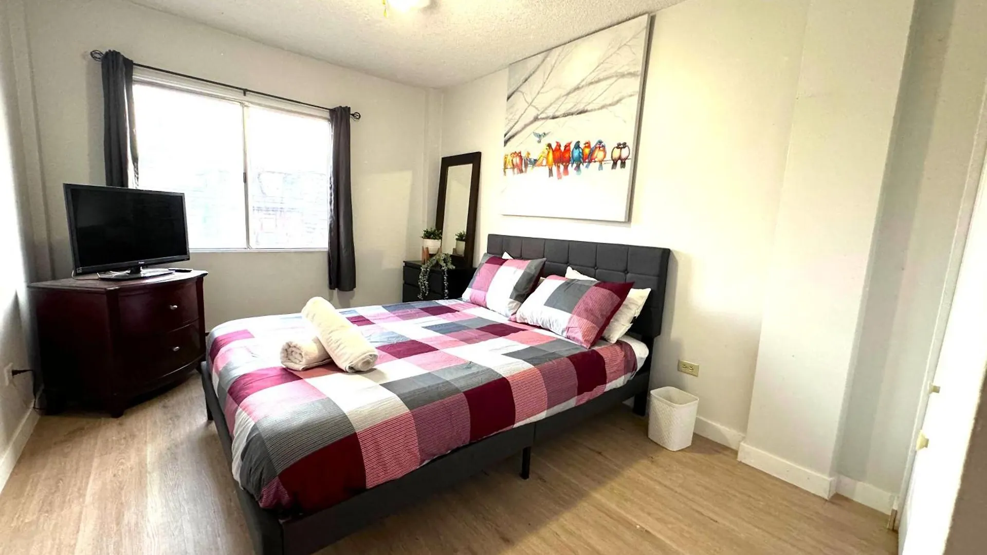 Apartment Stay With Us 17Th Ave Calgary, Free Banff Pass
